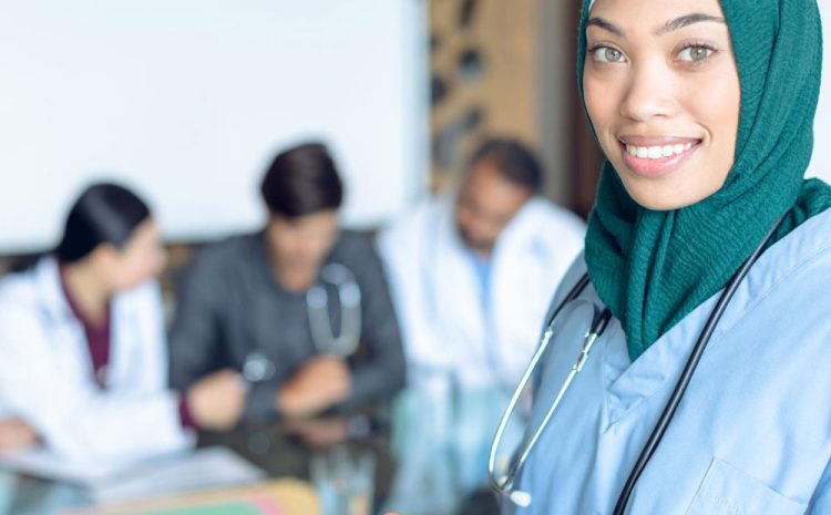  Nursing Assistant Course in the UAE – Start Your Healthcare Career